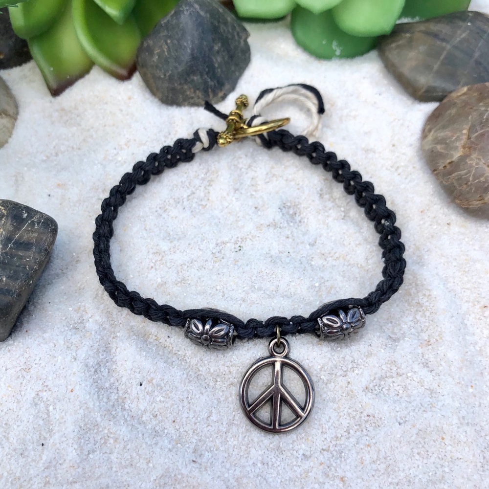 Hemp Macrame Black Peace & Flower Bracelet Anklet